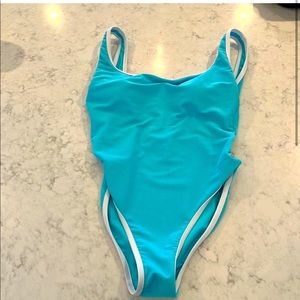 Lainsnow swimsuit